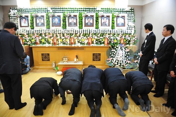 ▲ 노량진 배수지 수몰사고로 숨진 7명의 공동분향소 현장ⓒ이종현