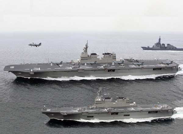 ▲ 헬기 호위함 이즈모의 활용 개념도. F-35B를 탑재하면 갑판 개조가 필요없다. 이즈모 아래의 비슷하게 생긴 배가 '16DDH'급이다.