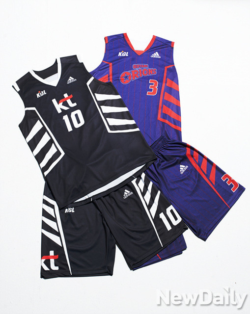 ▲ 왼쪽부터 부산kt, 고양 오리온스 유니폼ⓒ아디다스