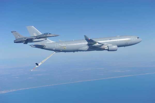 ▲ EADS의 공중급유기 KC-45. 에어버스가 만든 A330D을 기반으로 했다. 세계 여러나라가 사용 중이다.