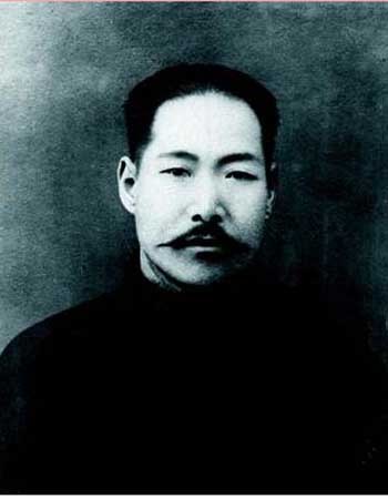 ▲ 독립군 총사령관이었던 김좌진 장군 .'빨갱이'의 흉탄에 서거하셨다.