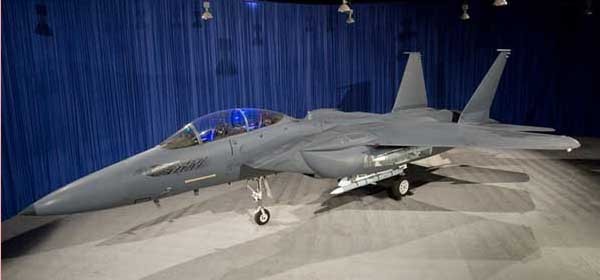 ▲ F-35A와 유로파이터가 사실상 탈락함에 따라 F-15SE가 유력한 후보가 됐다. 하지만 F-15SE를 계약하면, 지금부터 새로 개발해야 한다.