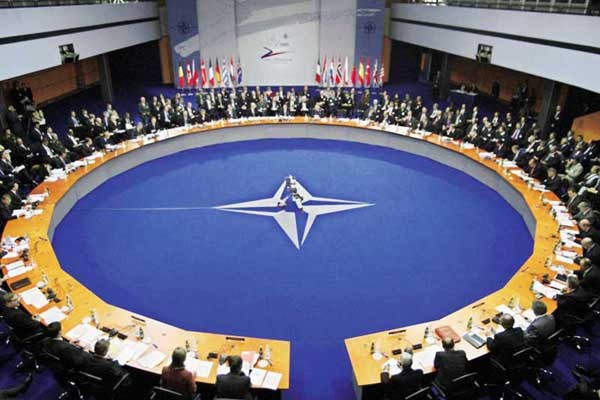 ▲ NATO 총회 장면. NATO(북대서양조약기구)은 현재 세계에서 가장 큰 국제안보협력기구다. 28개국이 회원국이다.