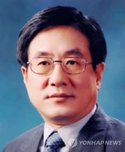 ▲ 박근혜 대통령 6일 중앙노동위원회 위원장에 박길상 전 노동부 차관을 내정했다. ⓒ 연합뉴스