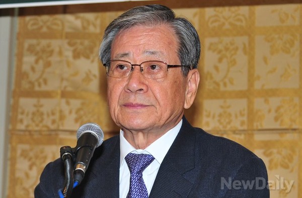 ▲ 이돈희 전 교육부장관.ⓒ 뉴데일리 이종현 기자