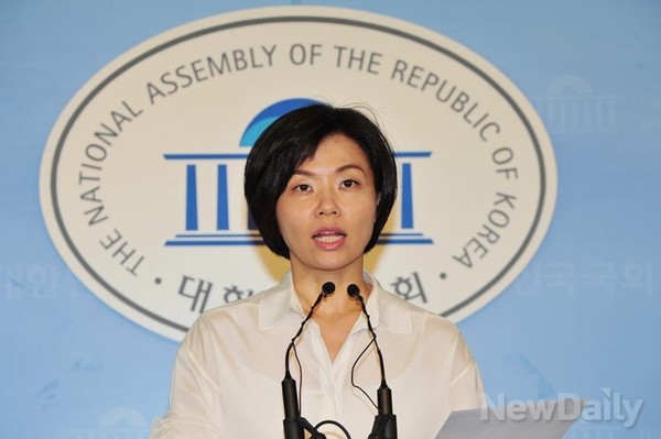 ▲ 새누리당 민현주 대변인. ⓒ이종현 기자