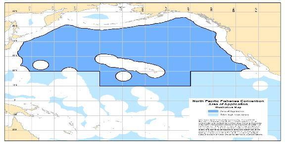 ▲ 북태평양 수산위윈회 관리 해역(짙은 푸른색). 옅은 푸른색은 공해지역이고 흰색은 EEZ지대이다.