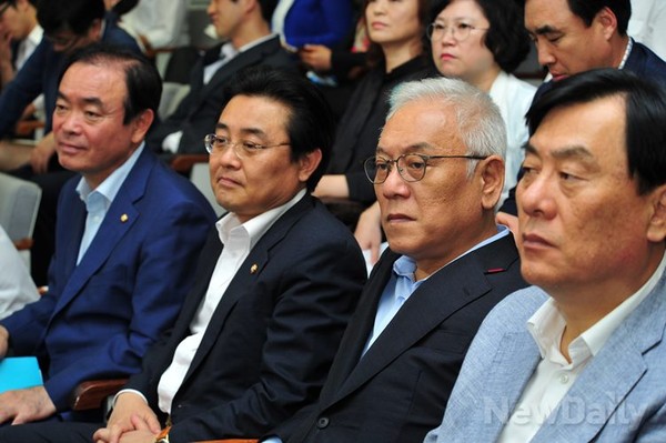 ▲ [채동욱 일병 구하기]에 나선 민주당 지도부. ⓒ이종현 기자