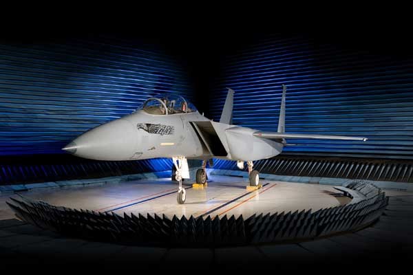 우리 공군의 차기 전투기가 될 뻔 했던 F-15 SE의 모형.