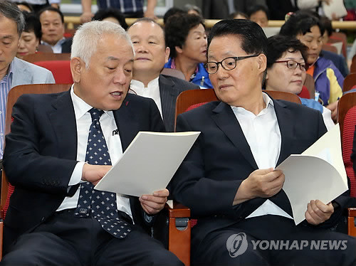 ▲ 민주당 김한길 대표와 박지원 의원.ⓒ연합뉴스