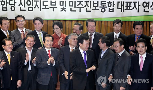 ▲ 손학규 민주당 전 대표와 김한길 민주당 대표 ⓒ 뉴데일리