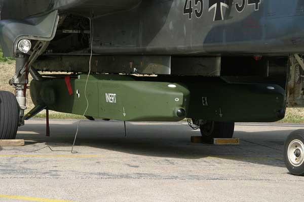 ▲ 미국의 JASSM 미사일은 지금도 개발 중이지만 타우러스 미사일은 유럽 각국이 운용 중이다. 사진은 독일공군의 타우러스 미사일.