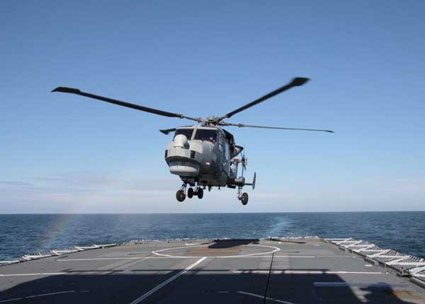 ▲ 우리 해군이 도입하기로 한 AW-159 와일드캣. 영국해군도 해상작전 지원헬기로 사용 중이다. [사진: 영국해군]