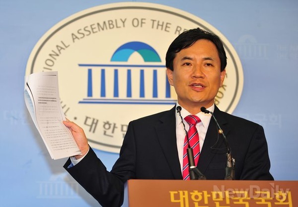 ▲ 새누리당 김진태 의원. ⓒ이종현 기자