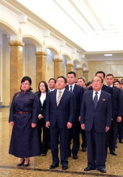 ▲ 차히야 엘벡도르지 몽골 대통령이 금수산태양궁전을 방문한 모습을 노동신문이 보도(2013/10/30) / 뉴포커스DB