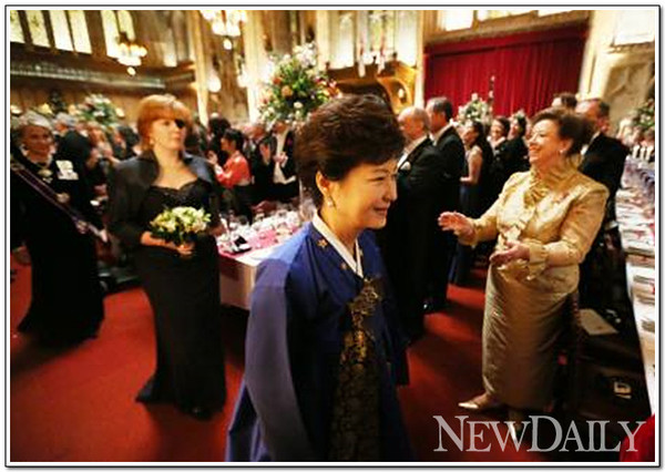 ▲ 런던시장 만찬에 참석한 박근혜 대통령 ⓒ 뉴데일리