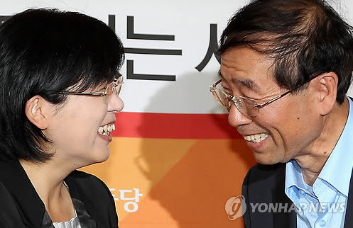 ▲ 박원순 서울시장과 이정희 現 통합진보당 대표ⓒ연합뉴스