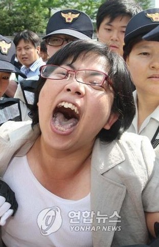 ▲ 포효하고 있는 이정희 現 통합진보당 대표ⓒ연합뉴스