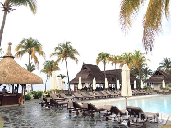 ▲ 소피텔 임페리얼 리조트의 수영장 전경.