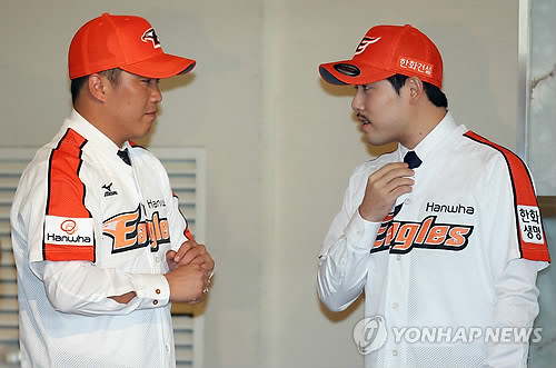 ▲ 왼쪽부터 정근우, 이용규 선수ⓒ연합뉴스