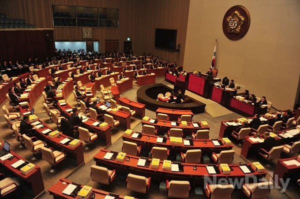 ▲ 지난달 29일 오전 국회 예산결산특별위원회 전체회의가 민주당 의원들이 불참한 채 열리고 있다. ⓒ 이종현 기자