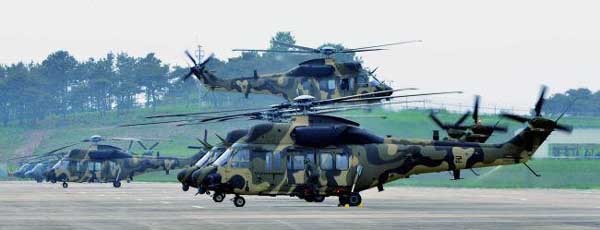 ▲ 한국형 헬기 수리온. 우리 군이 '한국형'을 고집하는 데는 수입무기의 경우 수리부속 적기조달이 쉽지 않은 탓도 있다.