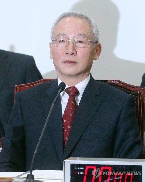 ▲ 남재준 국정원장이 12일 오전 국회 국가정보원개혁특위에 참석, 자리에 앉아 회의가 시작되기를 기다리고 있다.ⓒ연합뉴스