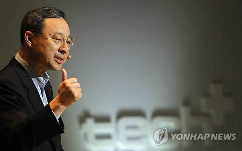 KT 새 CEO 후보로 낙점된 황창규 전 삼성전자 사장.ⓒ연합뉴스