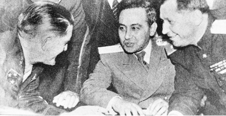 ▲ 김일성과 박헌영(우)ⓒ뉴데일리