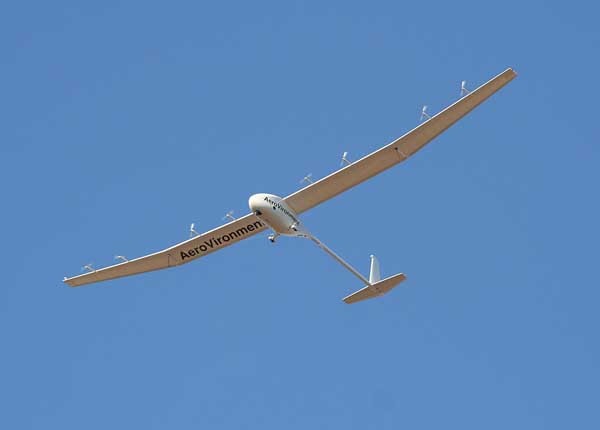 ▲ 미국의 차세대 무인정찰기 글로벌 옵저버. 수소연료전지를 사용한다.