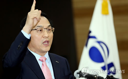 ▲ 장진복 코레일 대변인은 장기간 불법파업을 자행한 철도노조 집행간부에 중징계 처분을 내릴 계획이라고 밝혔다.ⓒ연합뉴스