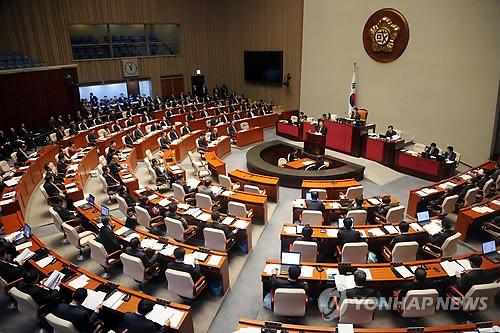 ▲ 김광림 새누리당 의원이 31일 밤 국회에서 개회한 예산결산특별위원회에서 제안설명을 하고 있다.ⓒ연합뉴스