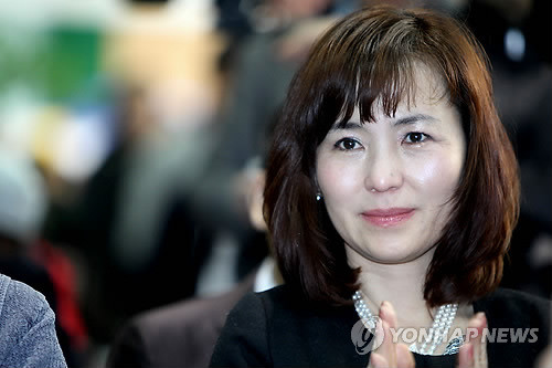 ▲ "대한민국이 북한보다 더 낯설다"고 울부짖은 공지영.  그러면서 왜 줄기차게 대한민국에 붙어살까?   ⓒ 연합뉴스