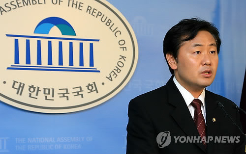 ▲ 유일호 새누리당 대변인.ⓒ연합뉴스