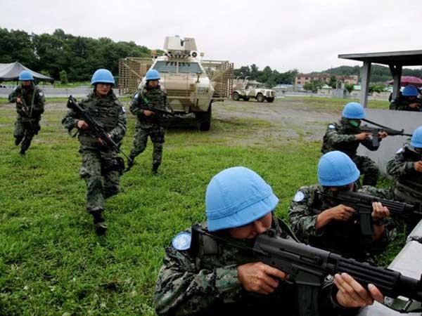 ▲ 동명부대의 훈련 모습. 동명부대는 재건임무부대가 아니라 평화유지부대여서 전투병력도 일부 포함돼 있다.