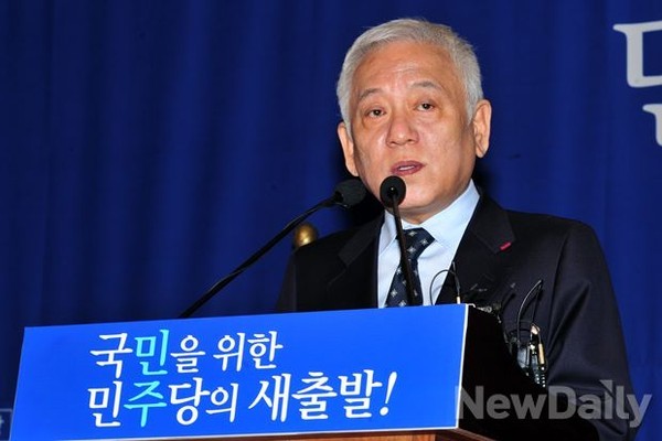 ▲ 김한길 민주당 대표가 13일 오전 국회 의원회관에서 신년 기자회견을 하고 있다.ⓒ이종현 기자