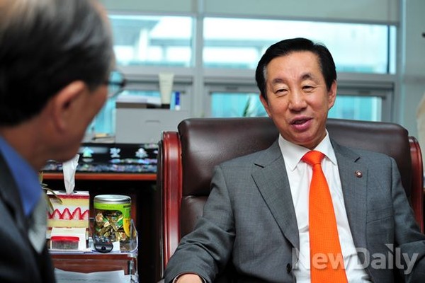 ▲ 인보길 뉴데일리 대표와 김성태 새누리당 서울시당 위원장이 대담을 갖고 있다. ⓒ이종현 기자