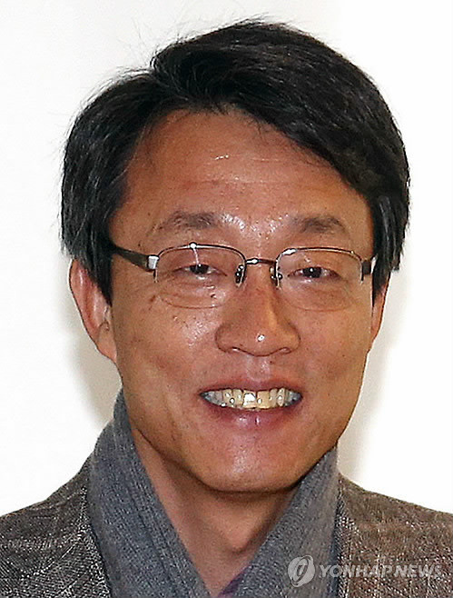 ▲ 김성식 전 새누리당 의원이 22일 무소속 안철수 의원의 창당 준비기구인 새정치추진위원회(새정추) 공동위원장단에 합류했다.ⓒ연합뉴스