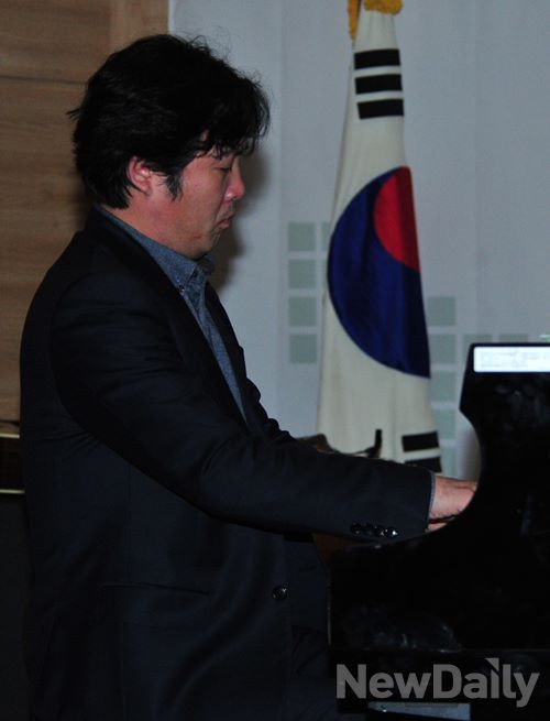 ▲ 탈북 피아니스트 김철웅.ⓒ
