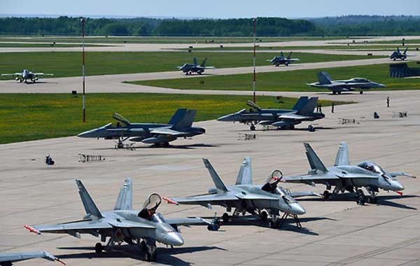 ▲ 캐나다 공군은 CF-18 전투기 130여 대를 보유하고 있다.