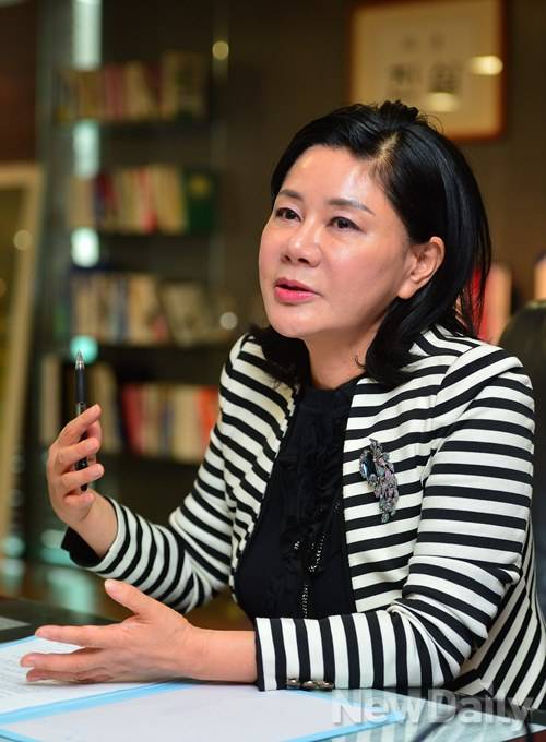 ▲ 김정문알로에 최연매 회장