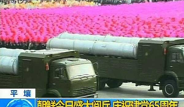 ▲ 2010년 북한군 열병식에 등장한 S-300P 미사일. KN-06 미사일로도 부른다. [사진: 열병식 보도한 중국 방송 캡쳐]