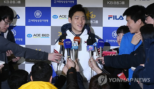 ▲ 인터뷰를 하고 있는 모태범 선수