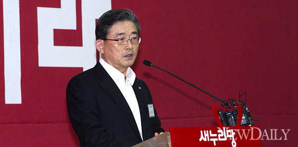 ▲ 새누리당 당헌·당규개정특위 위원장을 맡고 있는 이한구 의원. ⓒ뉴데일리