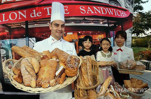 ▲ 지난해 말 오픈한 '브리오슈 도레' 1호점. 2013.10.31ⓒ연합뉴스