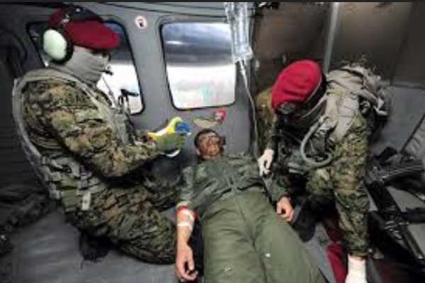 ▲ 훈련 중인 공군 탐색구조전대. 이번 조치에도 해군 특전단, 공군 탐구전대, 특수정보 병과 등은 여군에 개방하지 않기로 했다.