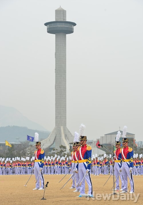 ▲ 졸업식에 참석한 육사70기 생도들 ⓒ뉴데일리 정상윤