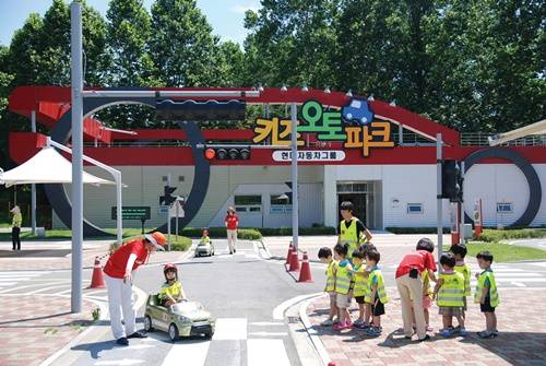 ▲ 사회와 교감을 나누며 ‘아름다운 동행’의 길을 걸어온 현대모비스에게 사회적 공헌활동은 또 다른 혁신이다.ⓒ사진=현대모비스