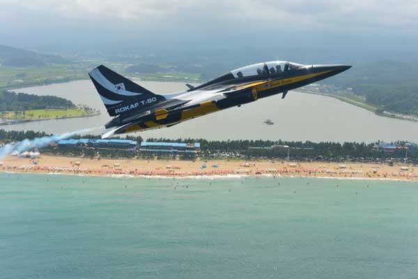 ▲ 사고기와 동형 항공기.ⓒ공군