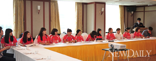 ▲ 2012년 서울 중구 프레스센터에서 기자회견을 한 대한민국 여자 럭비국가대표팀ⓒ뉴데일리 정상윤 기자